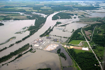 Figure 10.25: The Fort Calhoun Nuclear Reactor and surrounding areas of Nebraska were inundated by floodwater during the 2011 Missouri River Flood.