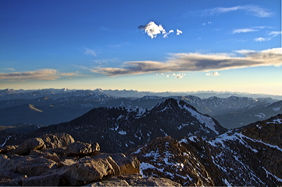 Figure 4.31: The view from Mount Evans, one of the highest points in Colorado’s Front Range at 4350 meters (14,271 feet).