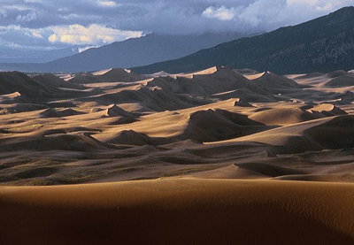 Figure 4.32: Great Sand Dunes National Park and Preserve, at the foot of the Sangre de Cristo Mountains, Colorado.