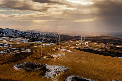 Figure 7.15: Wind turbines dot the landscape at this wind farm in Power County, Idaho.