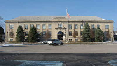 Figure 9.4: A building in Indiana with a facing made of Bedford limestone.