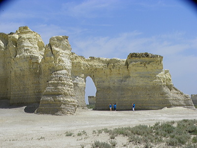 Figure 2.25: The Monument Rocks, an outcropping of the Niobrara Chalk in western Kansas.