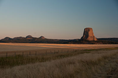 Figure 2.10: Devils Tower and the Missouri Buttes at sunrise.